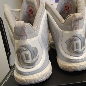 Adidas Brand D-Rose 5 Boost Shoes